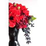 紅孤挺花石蒜幾何黑色玻璃花藝設計 (y14851花藝設計- 茶几用直立式)